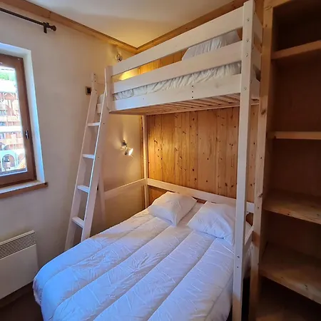 Apt In With Terrace Apartment